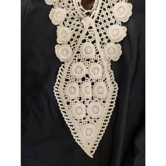 Kona Sol Women's LARGE Crochet Trim Plunge One Piece Swimsuit - Picture 6 of 10